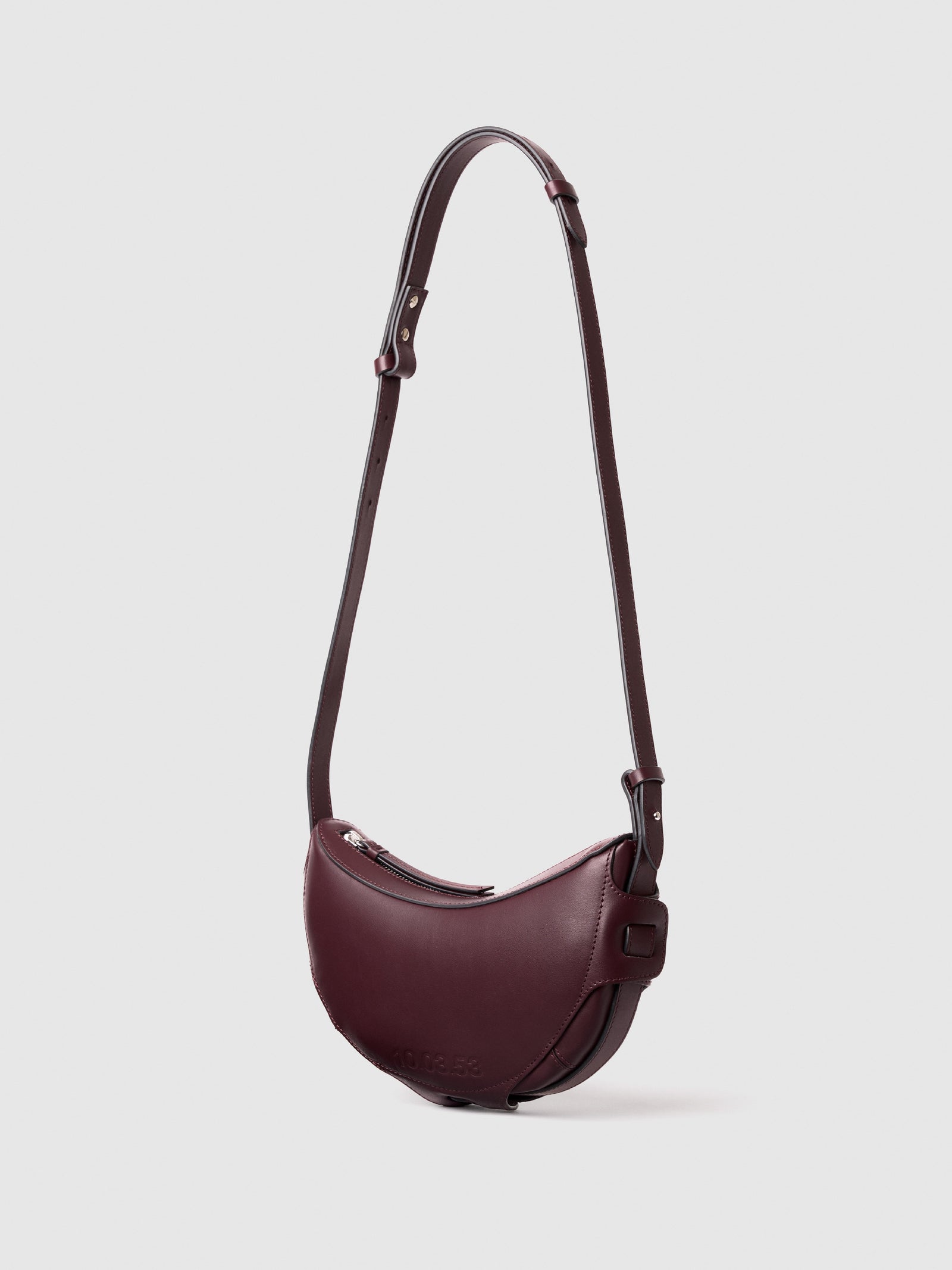 Half Moon Burgundy – 10.03.53 Half Moon Burgundy – 10.03.53